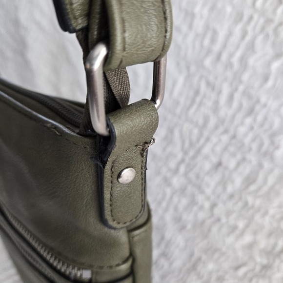 INC International Concepts Riverton‎ Crossbody Olive Green Bohemian Casual bag - Picture 15 of 16